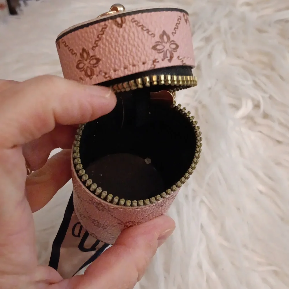 COPY - COPY - COPY - Fashionable Mini Bucket Bag- Keychain Pouch - Picture 3 of 5